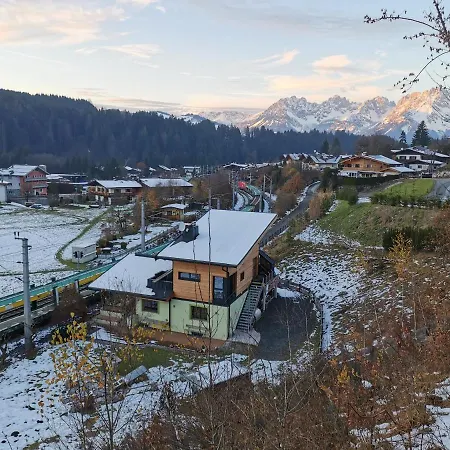 Ferienhaus Bahnwarter * Kitzbuhel